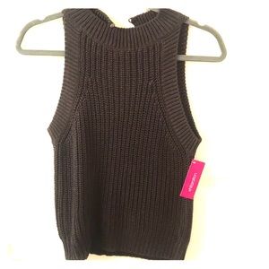 Crop knit sleeveless charcoal sweater